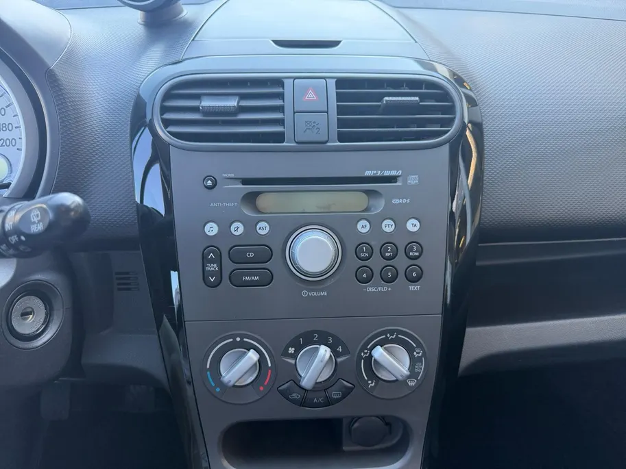 Suzuki Splash 1.0 VVT Comfort EASSS | Airco | 12 maanden garantie | All Season Banden |