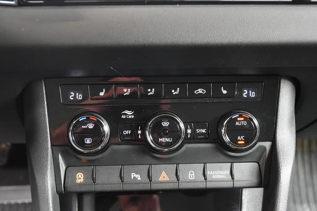 Škoda Karoq 1.5 TSI ACT Greentech 150pk Business