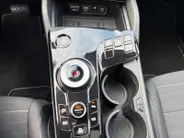 Kia Sportage 1.6 T-GDi PHEV luxury Edition 360 | NAVI | 360 CAMERA | DODEHOEKCAMERA | PAN. DAK | STUUR & STOELVERWARMING | ETC...