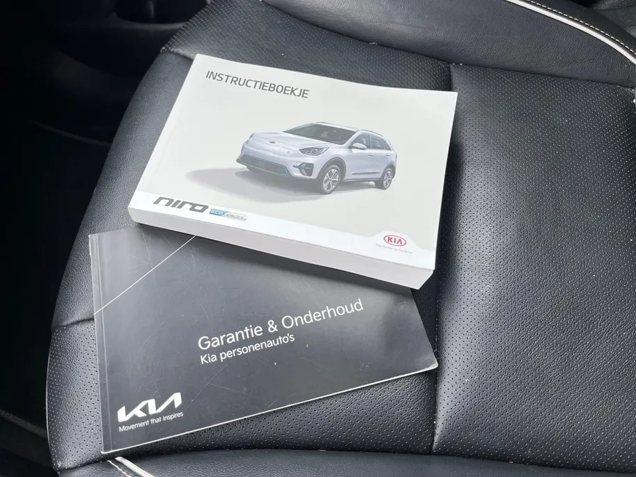 Kia e-Niro ExecutiveLine 64 kWh | Elektrische stoelverstelling | Stoelventilatie | JBL Audio systeem | Elektrisch schuifdak