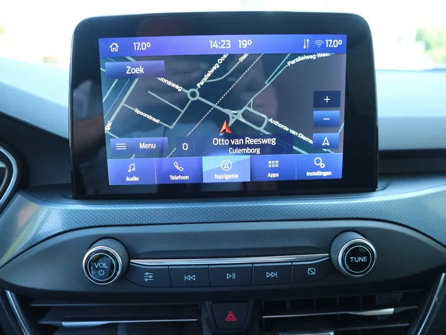 Ford Focus 1.0 EcoBoost Hybrid Active | NAVI | CAMERA | WINTERPAKKET |