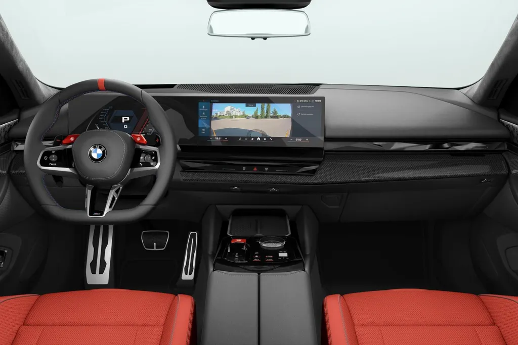 BMW M5 Sedan M5