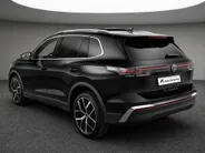 Volkswagen Tiguan 1.5eHybrid 150kW/204PK Elegance · Leder · Panoramadak · Trekhaak · 360°Camera · Garantie t/m 08-09-2030 of 100000km.