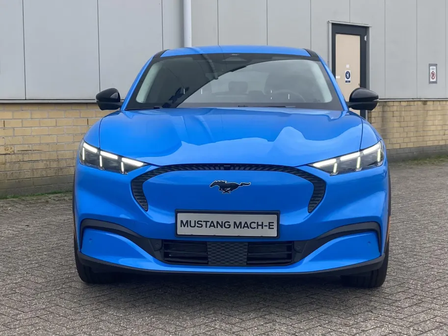 Ford Mustang Mach-E Standard RWD 75 kWh Standard Range - Grabber Blue - Direkt leverbaar