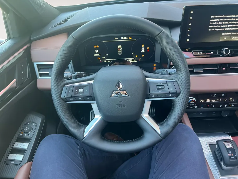 Mitsubishi Outlander 2.4 PHEV Instyle+ € 5.000 euro korting eigen voorraad| 8 jaar garantie| Snel leverbaar | Totaalprijs op is op.m26