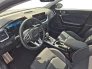 Kia XCeed PHEV Executiveline | Cruise Control | Climate Control | Camera | Memory Stoelen | Open Dak | Stoelverwarming | Stuurverwarming | Stoelverkoeling | Elektrische Kofferbak |