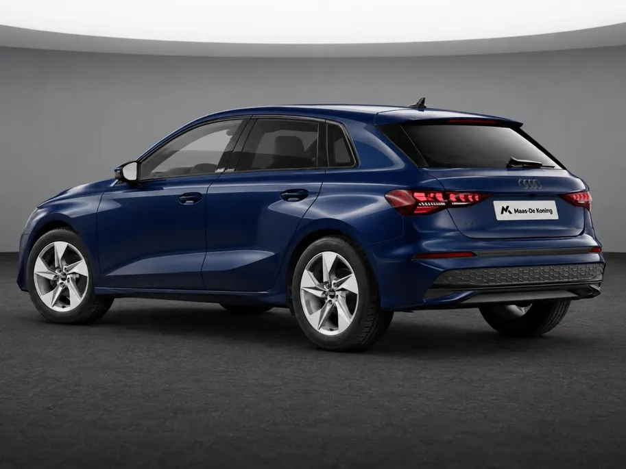 Audi A3 TFSI Advanced edition 116 PK MMI experience plus · Optiekpakket zwart plus · Privacy glas
