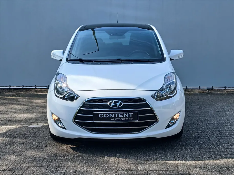 Hyundai ix20 1.6 Go Plus Automaat / Navigatie / Climate en Cruisecontrol / Schuif-kanteldak /