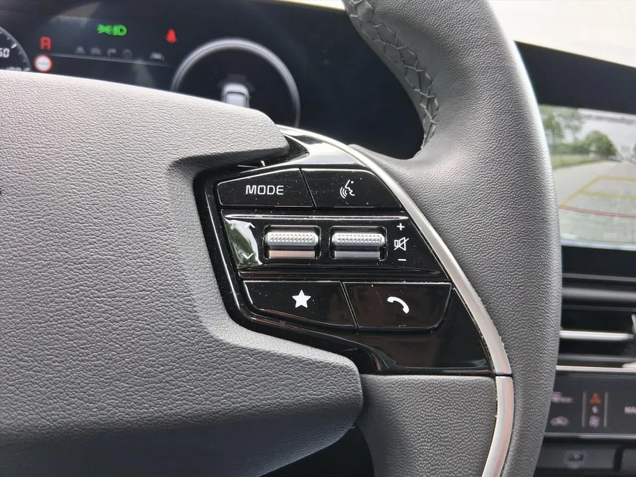 Kia Niro 1.6 GDi Hybrid DynamicLine |18 Inch met All Season banden |25dkm!
