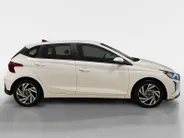 Hyundai i20 1.2 COMFORT | APPLE CARPLAY | CAMERA | 4 SEIZOENBANDEN | NL-AUTO |