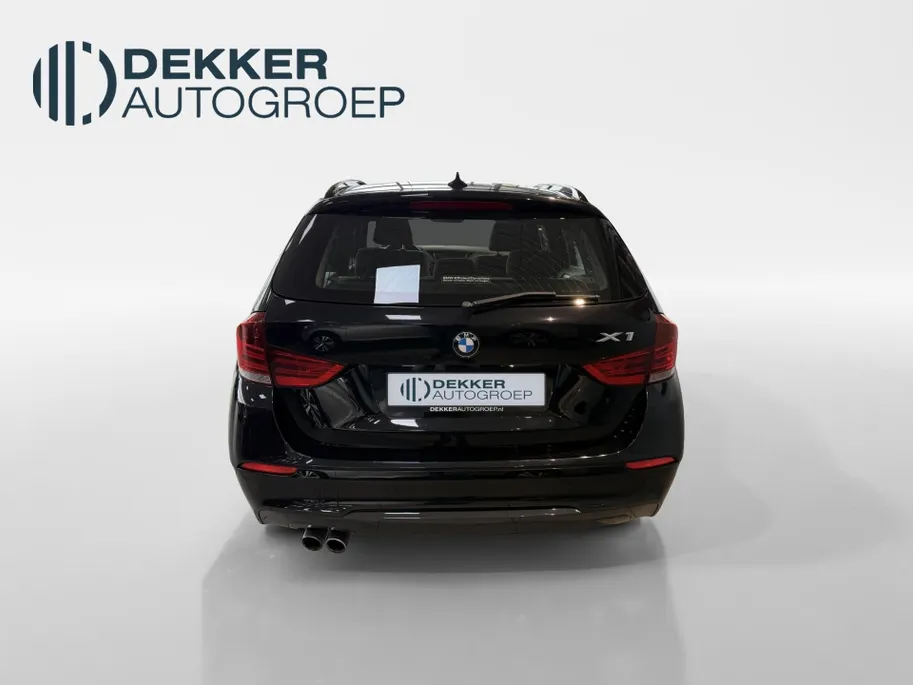 BMW X1 sDrive 20i 184PK Automaat Limited Series met M-Pakket en Panoramadak