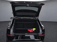 Volkswagen T-Roc Limited Edition 1.5 eTSI 116 PK 7 versn. DSG · Comfort Pakket · Achteruitrijcamera ·