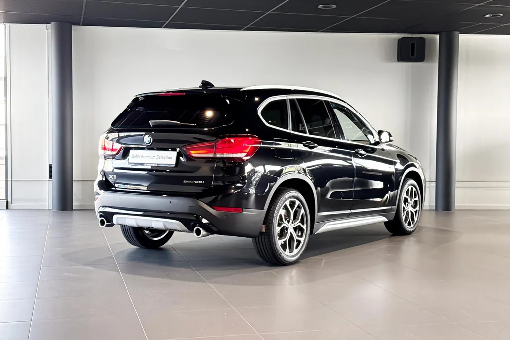 BMW X1 sDrive20i Business Edition Plus