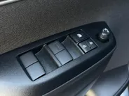 Toyota Yaris 1.5 Hybrid Dynamic | NIEUWE AUTO! | ACC | Lichtmetalen Velgen | LED | Camera | Navi | Climate Control | Apple Carplay | Android Auto |