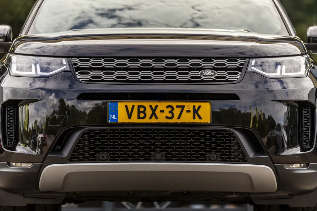 Land Rover Discovery Sport 2.0 TD4 Urban Series SE EX.BTW | Achterbank + ramen aanwezig |
