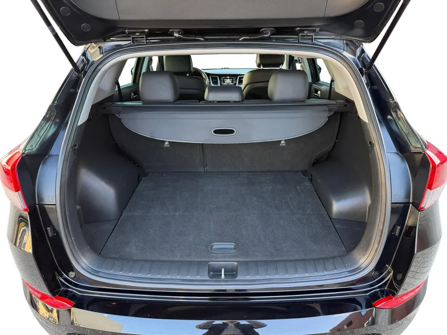 Hyundai Tucson 1.6 GDi Comfort | Elektrisch Verstelbare Stoelen | Navigatie | Bluetooth | Camera | Stoelverwarming | Cruise & Climate Control | Onderhoudshistorie | All Season Banden | 12 Maanden BOVAG Garantie