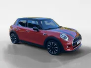 MINI 5-Deurs 1.5 Cooper Chili Nu rijklaarprijs!