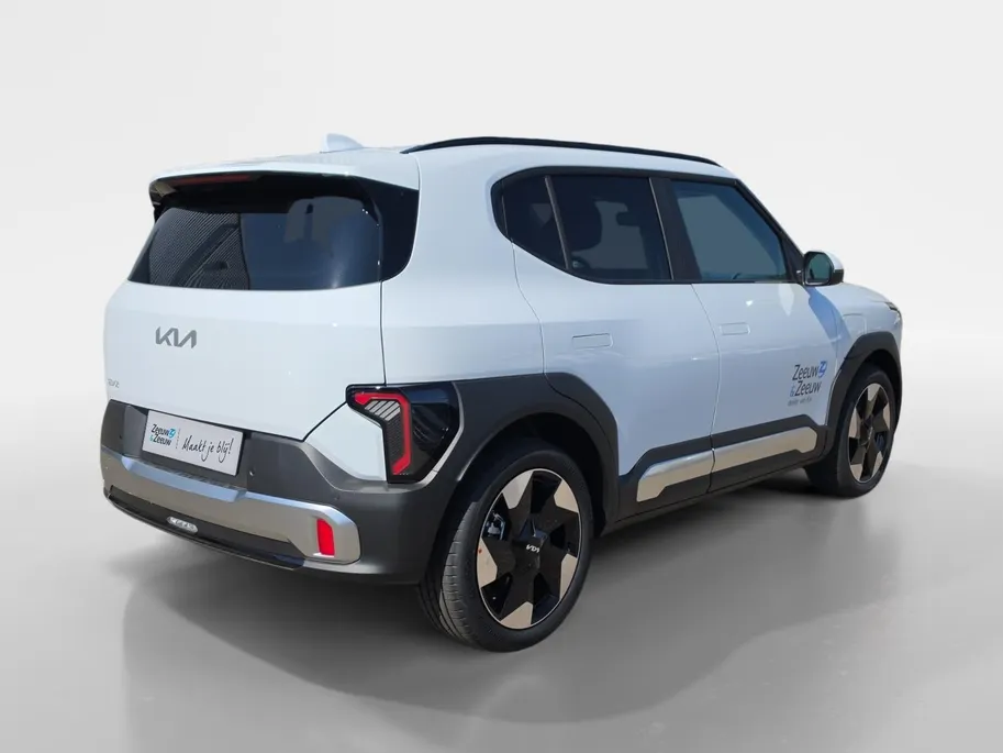 Kia EV2 Plus 42.2 kWh | Navigatie | Climate control | Stoel + Stuurverwarming | Parkeer sensoren voor + achter | Parkeer camera achter | DEMO