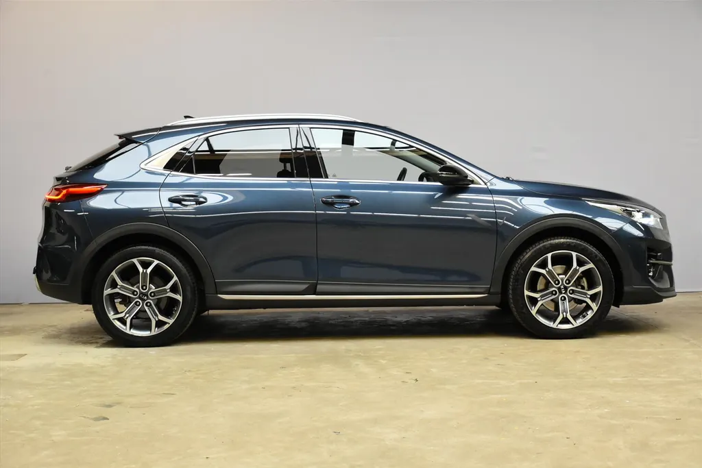 Kia XCeed 1.6 GDi PHEV 141pk DCT6 ExecutiveLine Trekhaak Pano Memory