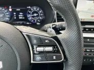 Kia XCeed 1.5 T-GDi GT-Line | *DEMO Direct leverbaar* |  Navi | Clima | Adaptive Cruise | Panoramdak | Stoel-/Stuurverwarming | Elektr. Achterklep | Apple Carplay