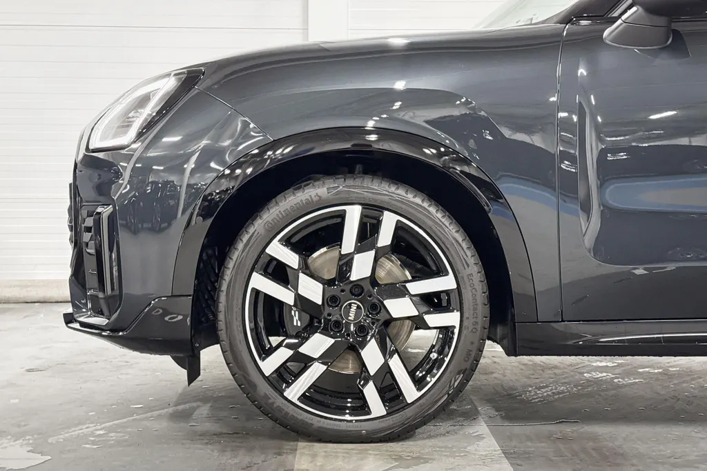 MINI Countryman S JCW ALL4 John Cooper Works XL