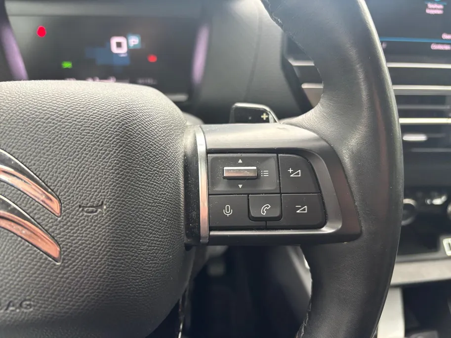 Citroën C4 1.2 Puretech Shine AUTOMAAT NAVI AIRCO CAMERA PARKEERSENSOREN CRUISE CONTROLE APPLE CARPLAY ANDROID AUTO HOGE INSTAP ZEER MOOIE AUTO