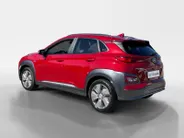 Hyundai Kona EV Premium 64 kWh | LAGE KM STAND! | Leder | Stoel- stuurverwarming | Navi