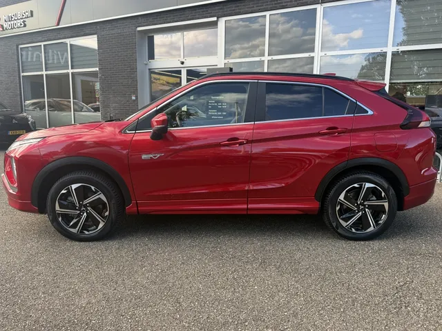 Mitsubishi Eclipse Cross 2.4 PHEV Intense+ | 360 Camera | Dodehoek | Navigatie |