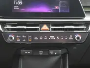 Kia Niro 1.6 GDi Hybrid ExecutiveLine | Stuur-/stoelverwarming + ventilatie | Leer | Schuifdak | 18' LM | Camera | Cruise adapt. | HUD | Zeer mooie auto |