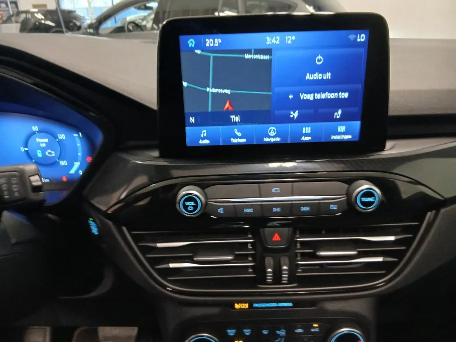 Ford Kuga 2.5 PHEV ST-Line X | Panoramadak | Trekhaak elektrisch | Technology Pack | Winter Pack | Head up display |