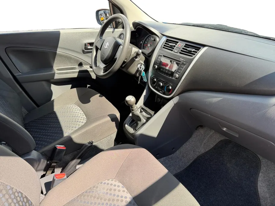 Suzuki Celerio 1.0 Comfort | Unieke kilometerstand | Bluetooth radio | Airconditioning | Lichtmetalen velgen met Allseason banden | 12 maanden BOVAG garantie |