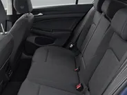 Volkswagen Golf 1.5 eHybrid Life Edition Panoramadak · Achteruitrijcamera · Draadloze telefoonlader · Stuur- & Stoelverwarming