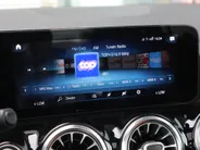 Mercedes-Benz GLA 250 e Business Solution AMG Limited l Memory l Nightpakket l Keyless l Panoramadak