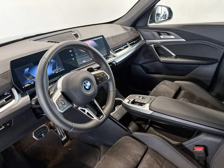 BMW X1 xDrive25e