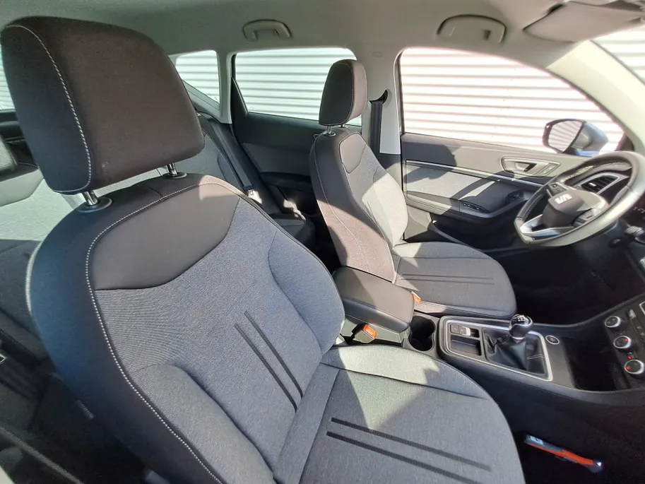 SEAT Ateca 1.5 TSI Style Business Intense | Keyless start | ECC | Navigatie | Camera | Cruise control adaptief | Apple Carplay/Android Auto | 17'' LM