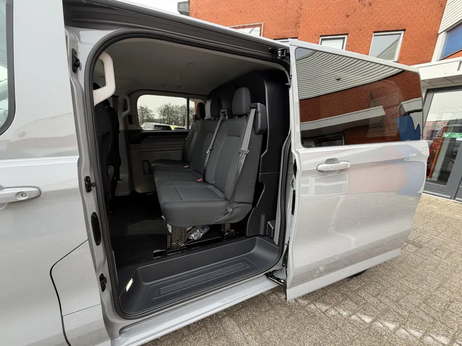 Ford Transit Custom 2.5 PHEV 233PK L2H1 Dubbele Cabine Custom MY2026.50