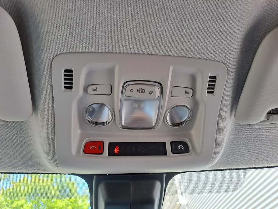 Citroën C3 1.2 PureTech S&S Shine | Cruise | AUTOMAAT | Apple Carplay/Android Auto | Camera | Navigatie | DAB