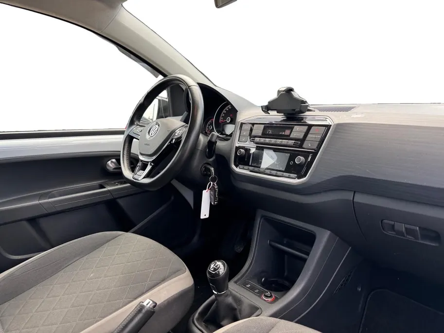 Volkswagen up! 1.0 TSI BMT cross up! | Parkeercamera | Stoel + Stuurverwarming | Climate control | Bluetooth | Lm-velgen
