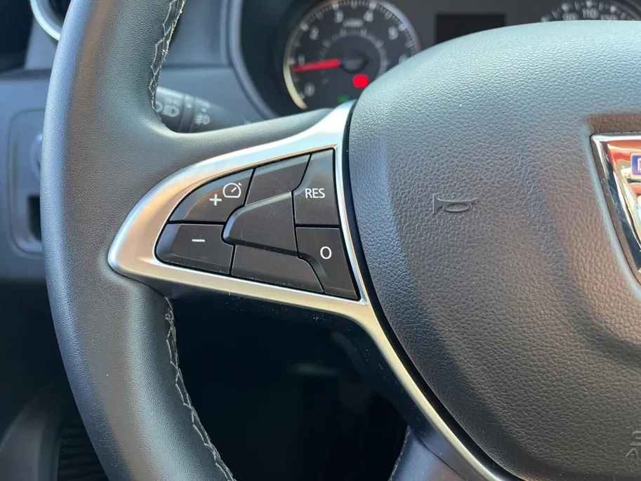 Dacia Duster 1.3 TCe Prestige | 360 camera | Apple carplay/Android auto | Lichtmetalen velgen 17'' | Dodehoek detectie