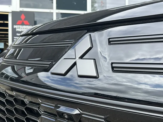 Mitsubishi Outlander 2.4 PHEV Black Edition