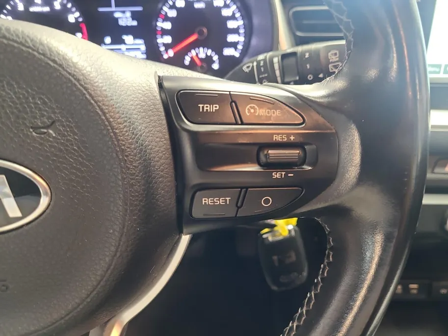 Kia Stonic 1.0 T-GDi DynamicLine 1e Eigenaar | Navi | Airco | Fabrieksgarantie t/m 16-1-2027 + 3x 1 jaar* | NAP