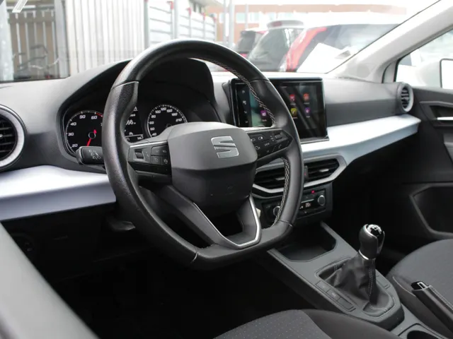 SEAT Ibiza 1.0 EcoTSI Style | Navi | Carplay / Android Auto | Cruise | Park sens | Clima