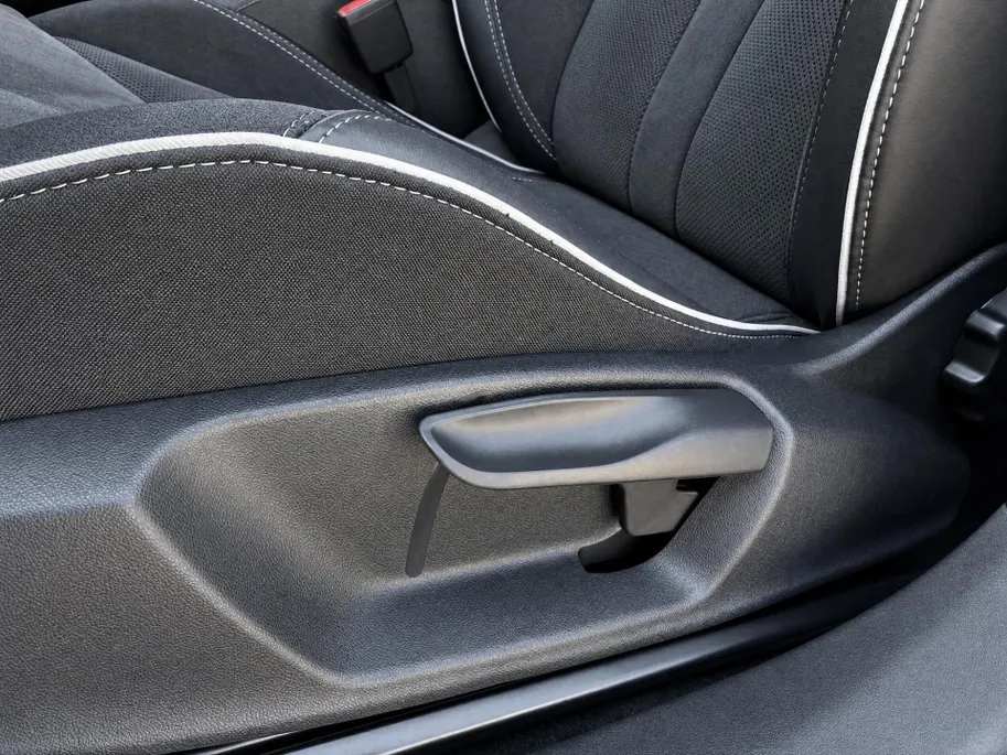 Škoda Elroq Sportline 60 | Trekhaak wegklapbaar | Business upgrade Plus | Black Pack | 21 inch lichtmetaal + All-Season banden