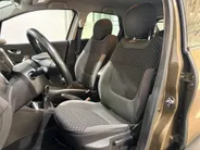 Renault Captur 120PK TCe Intens | 1ste Eigenaar | Navigatie | Climate Control | Camera | Lichtmetalen Velgen | Parkeersensoren | Cruise Control | Park Assist | Bluetooth Audio/Telefoon | Licht & Regen Sensor |