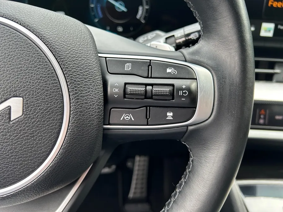 Kia Sportage 1.6 T-GDi Hybrid GT-PlusLine | Apple Carplay / Android Auto | Navigatiesysteem | Elektrisch verstelbare Voorstoelen | Bestuurdersstoel Met geheugen | Stoelverwarming + Stoelkoeling | Stuurverwarming | Elektrisch Bedienbaar Schuif / Kanteldak | Elektrisch 