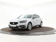 SEAT Leon 1.4 TSI eHybrid 204pk DSG PHEV FR Business Intense · Apple/Android Car Play · Stoelverwarming · Draadloze Telefoonlader · ACC · Parkeer assistent ·