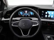 Volkswagen Golf 1.0 eTSI 110pk DSG Life Business · Camera · Apple/Android Car Play · ACC · Sfeerverlichting · Navigatie · Verkeersbord Detectie · Garantie t/m 06-02-2028 of 100.000km