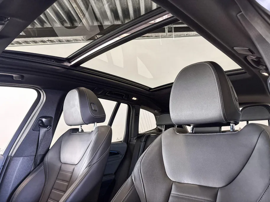 BMW iX3 High Executive 80 kWh
