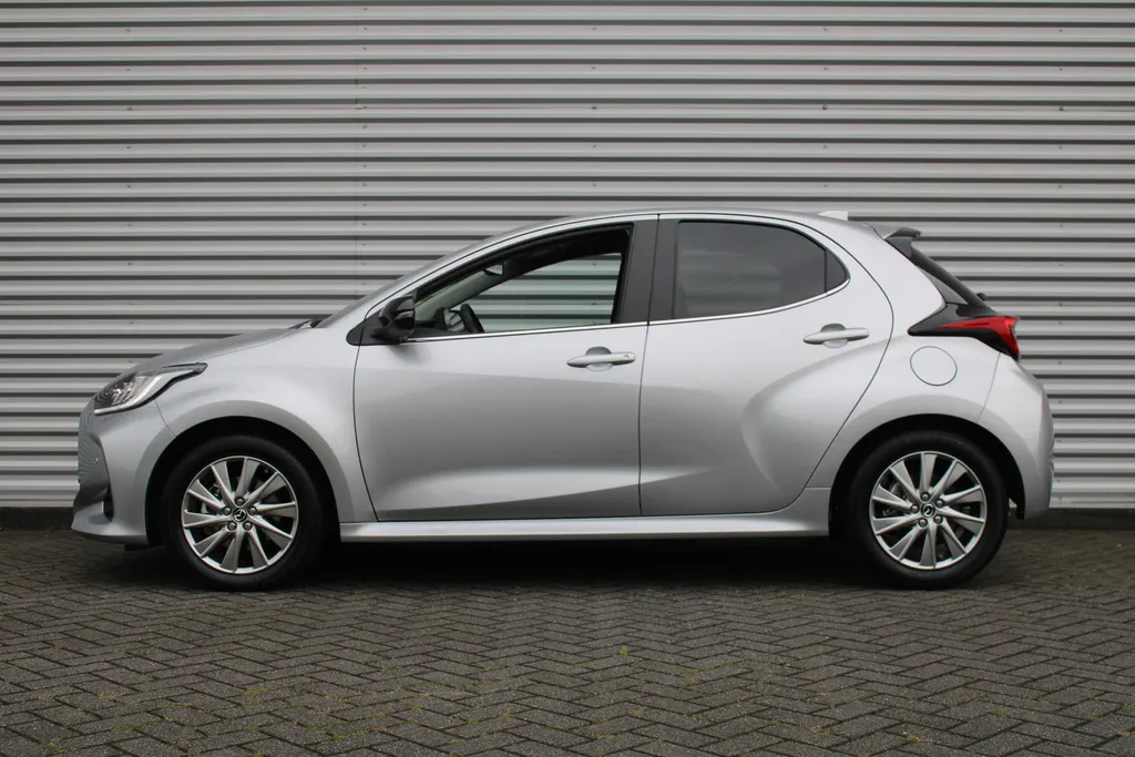 Mazda 2 Hybrid 1.5 Select | Airco | 16'LM | navi | Cruise | Stoelverwarming | Draadloos laden |