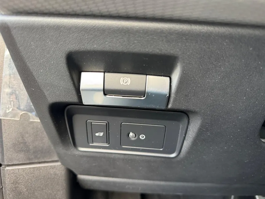 Land Rover Range Rover Evoque 2.0 P200 AWD S | 1e Eigenaar | Panoramadak | Stuurverwarming | Achteruitrijcamera | Elektr. Achterklep |